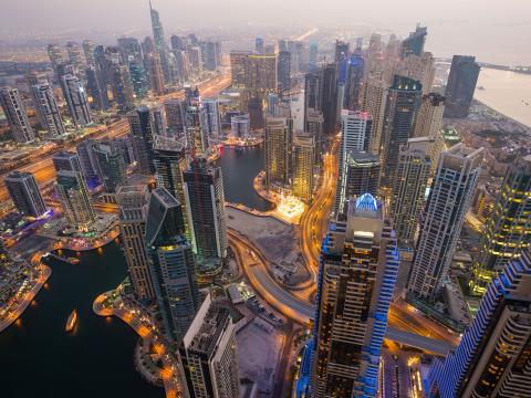 Consigli di viaggio negli Emirati Arabi Uniti
